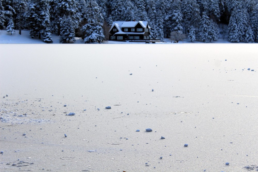 Doğa harikası Gölcük buz tuttu - Resim: 3