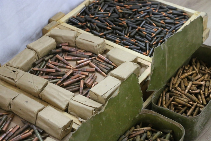 PKK mağarasından ilk kez böylesi çıktı!  - Resim: 3