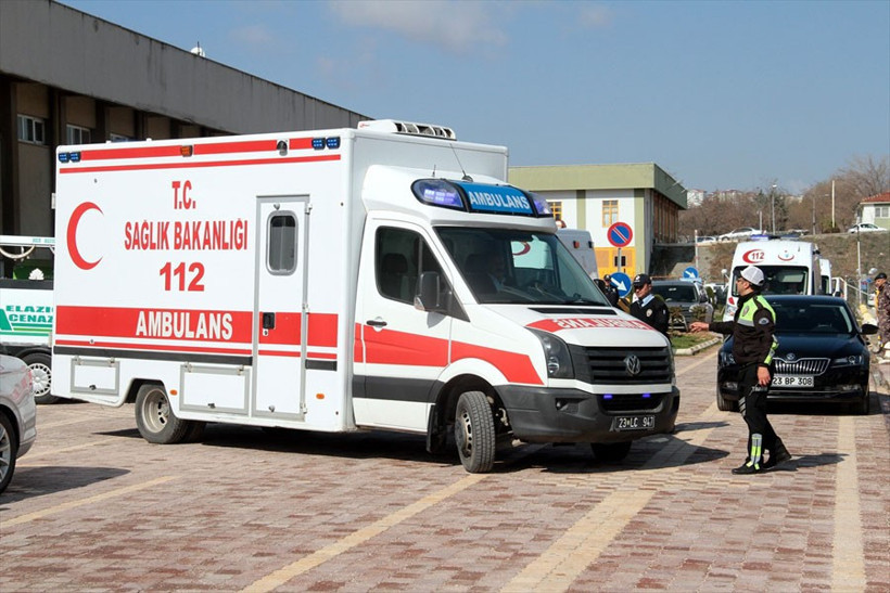 Adeta etten duvar ördüler şehitleri böyle getirdiler - Resim: 4