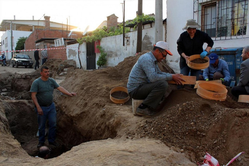 Altyapı çalışmasında 250 sikke bulundu - Resim: 3