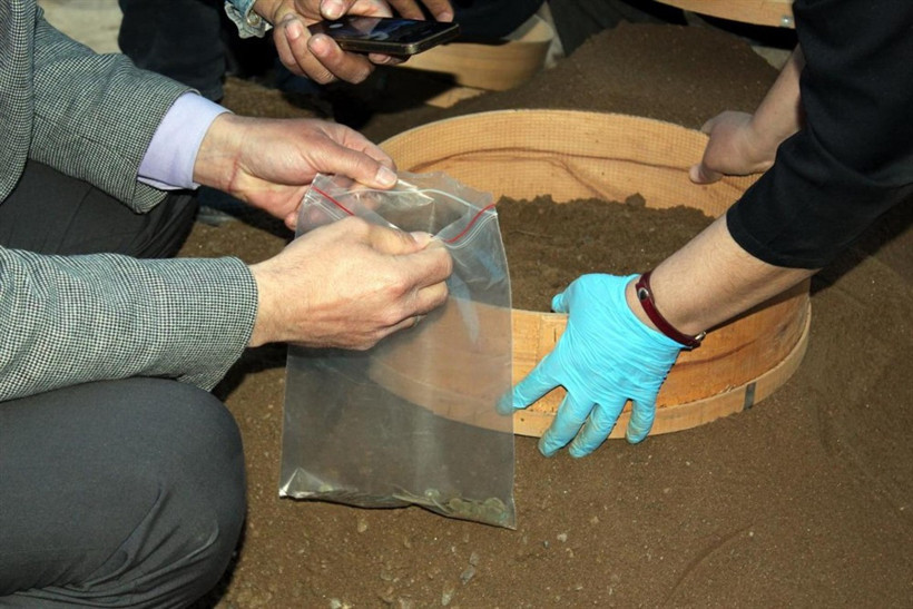 Altyapı çalışmasında 250 sikke bulundu - Resim: 4