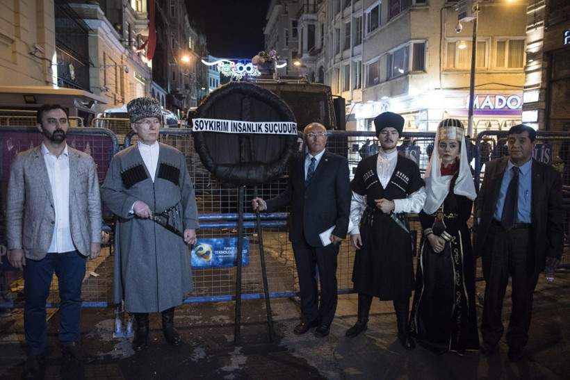 Çerkes Sürgünü  Taksim'de anıldı - Resim: 3