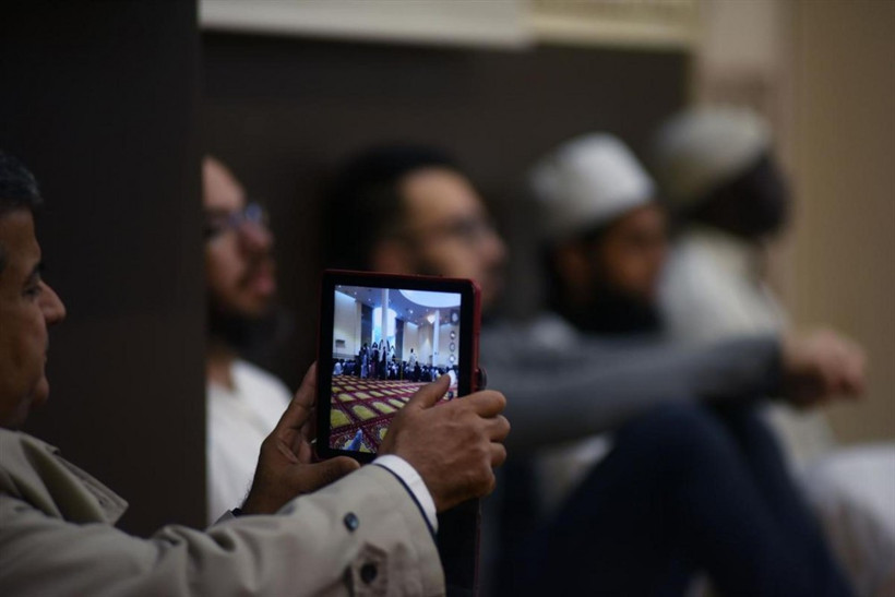 Tangonun başkentinde bayram namazı - Resim: 2