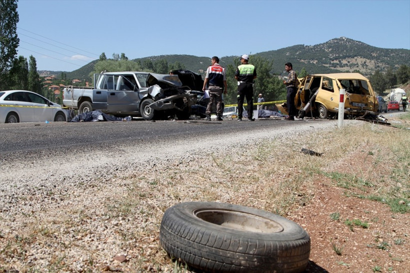 Muğla'da zincirleme kaza: Çok sayıda ölü ve yaralı var! - Resim: 4