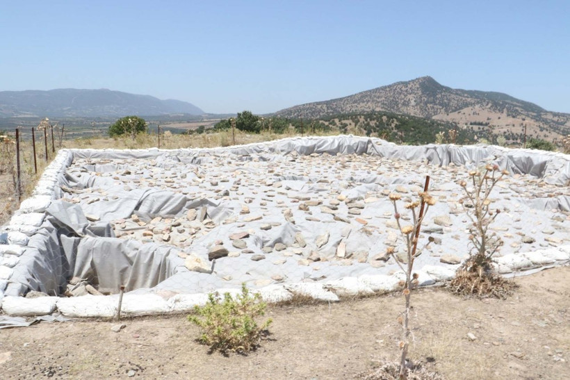 Manisa'da 3500 yıllık tahıl ambarları bulundu - Resim: 4