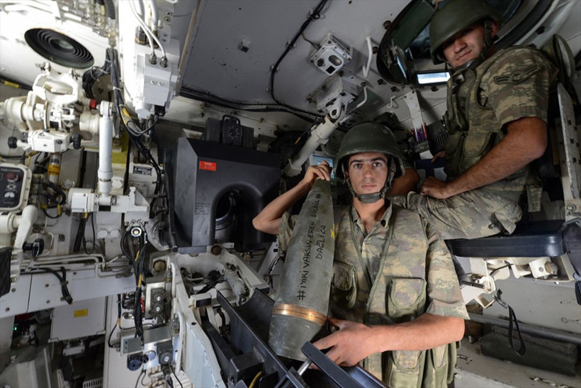 PKK'lıların üzerine yağdırdılar Mehmetçik'ten anlamlı mesaj - Resim: 2