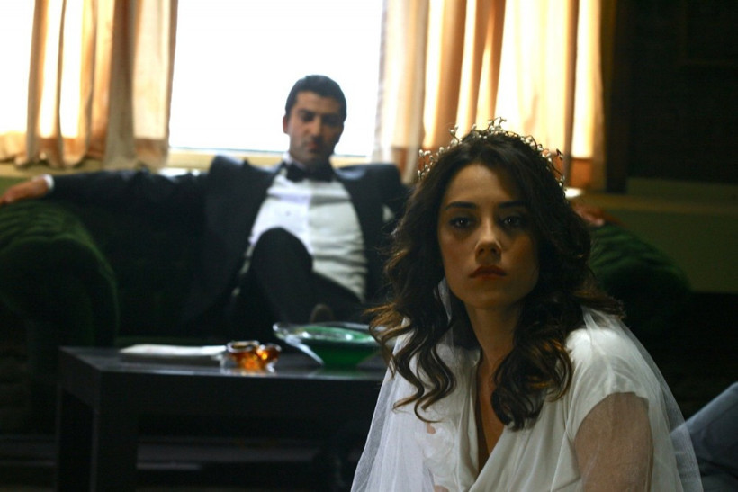 İmirzalıoğlu’nun partneri Cansu Dere'mi olacak? - Resim: 1