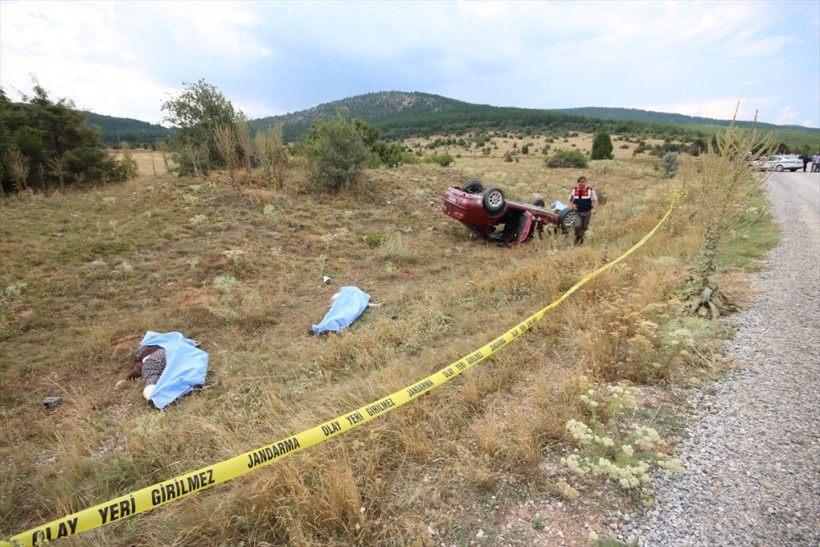 Hastane yolunda feci kaza: 3 kardeş hayatını kaybetti! - Resim: 4