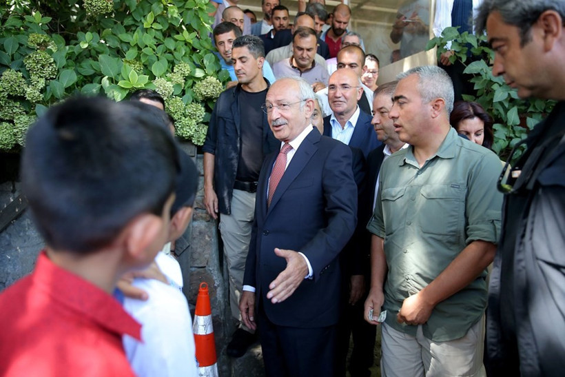 Kılıçdaroğlu bayramın birinci günü Berberoğlu'nun yanına gitti - Resim: 2