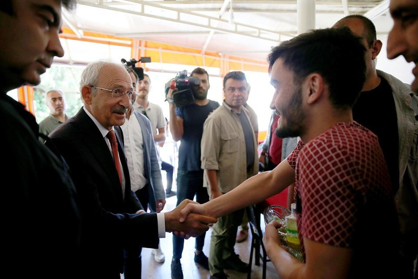 Kılıçdaroğlu bayramın birinci günü Berberoğlu'nun yanına gitti - Resim: 4