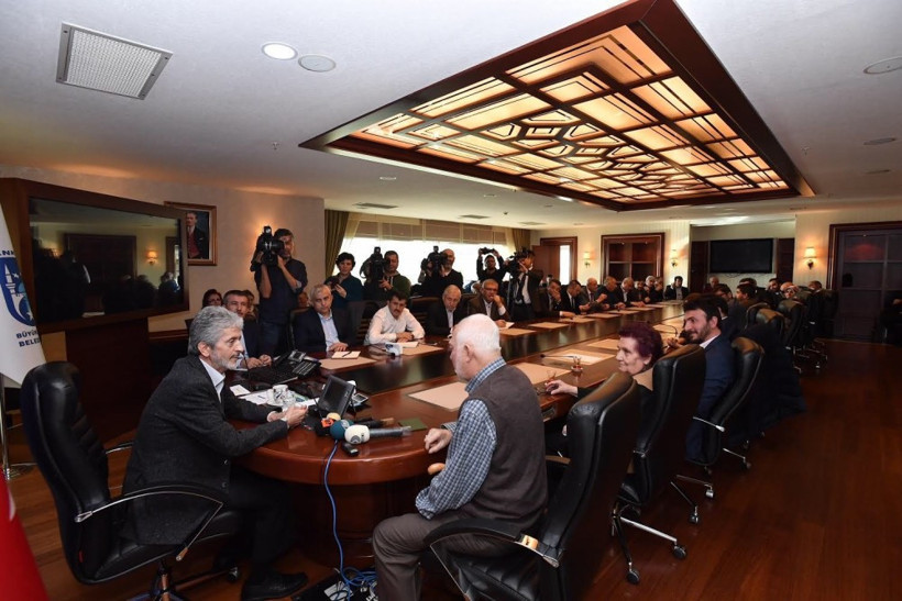 Başkan Mustafa Tuna vatandaşların sorunlarını dinledi - Resim: 2