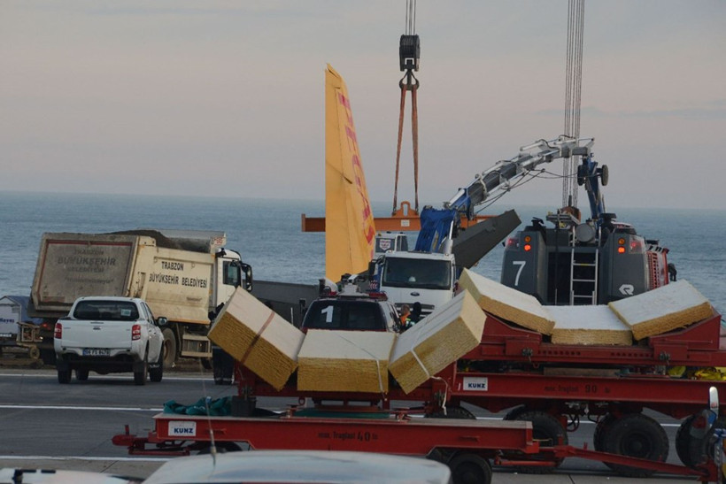 Pistten çıkan uçak böyle kurtarıldı - Resim: 2