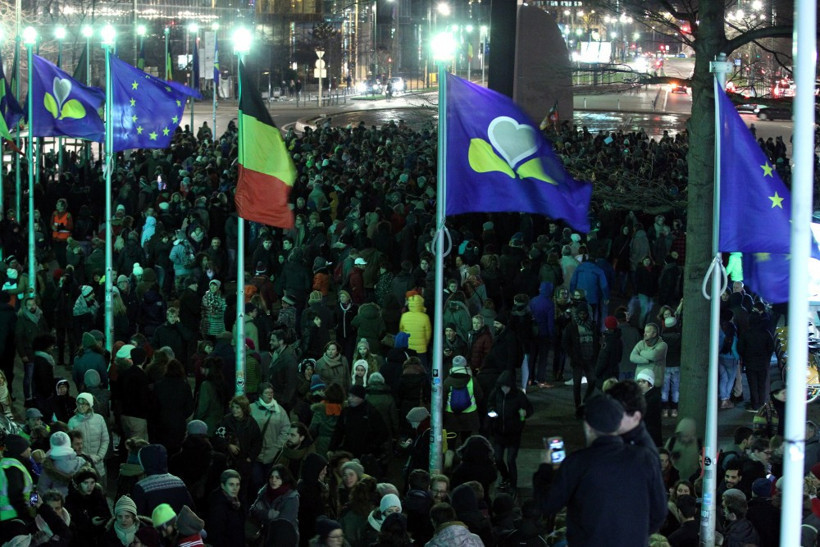 Belçika'da sığınmacılara destek - Resim: 2