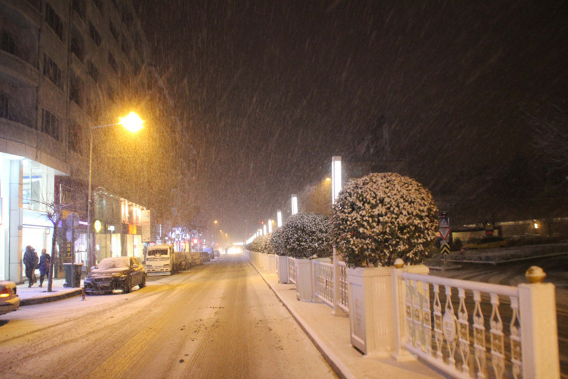 Niğde'de kar yağışı başladı - Resim: 2