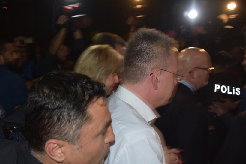 Papaz Rahip Brunson Türkiye'den ayrıldı! - Resim: 2