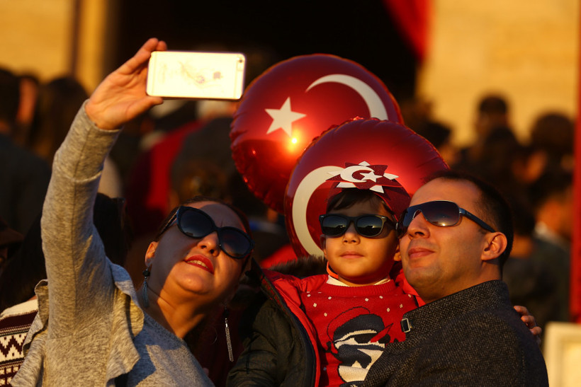 Cumhuriyet 95 yaşında! Anıtkabir'de Atatürk'e sevgi seli - Resim: 1