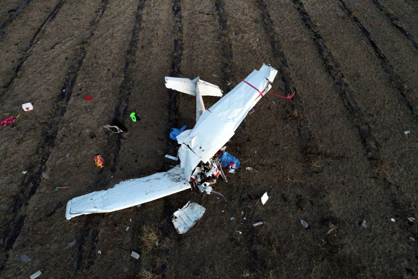 Antalya'da eğitim uçağı düştü! - Resim: 2