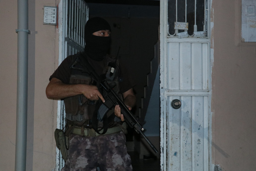 Sosyal medya propaganda yapan PKK’lılara şafak vakti baskın - Resim: 3