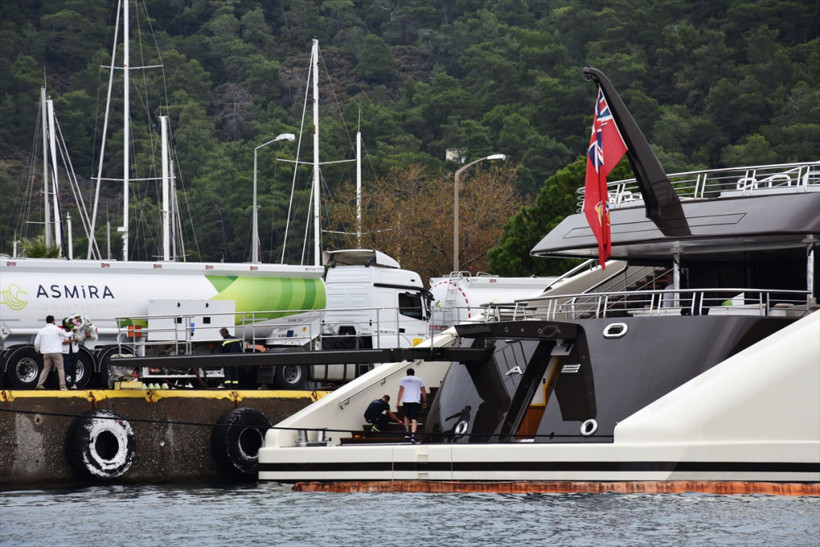 Marmaris'te 2 lüks yat tam 12 tanker yakıt aldı yatlar kimin? - Resim: 4