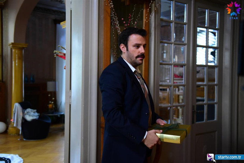 İstanbullu Gelin'de dengeleri değiştirecek veda! Başrol oyuncularından biri... - Resim: 1