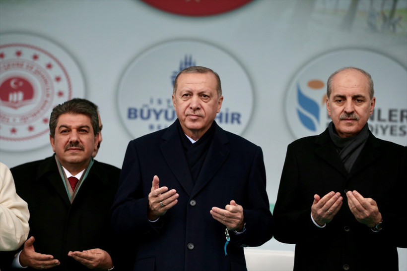 Erdoğan Esenler'de Millet Bahçesi'ni gezdi - Resim: 1