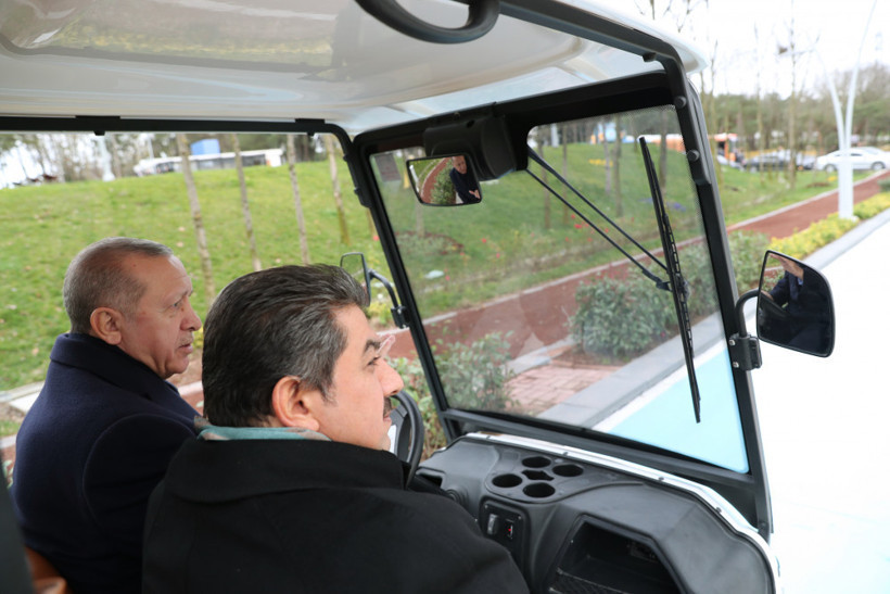 Erdoğan Esenler'de Millet Bahçesi'ni gezdi - Resim: 3