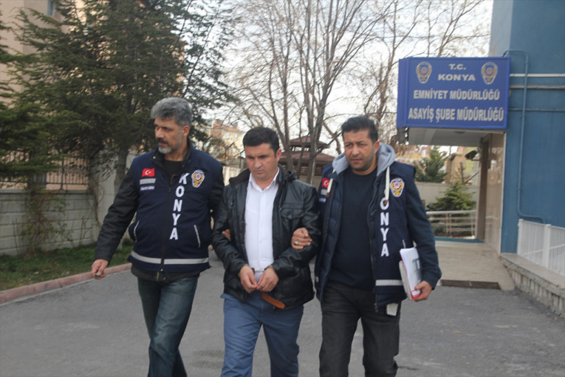 "Kükreyen aslan" figürü şüpheliyi ele verdi - Resim: 2