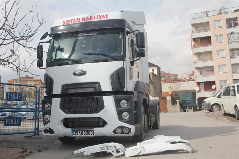 "Kükreyen aslan" figürü şüpheliyi ele verdi - Resim: 3