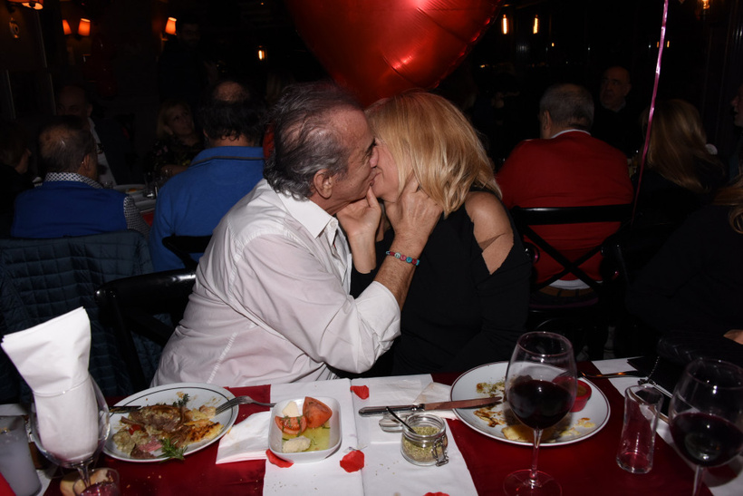 Liseli aşıklar gibi kutladılar - Resim: 2