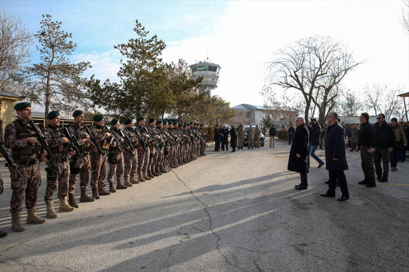PÖH'ler Afrin'e böyle uğurlandı! 44 kişilik 2 tim... - Resim: 2