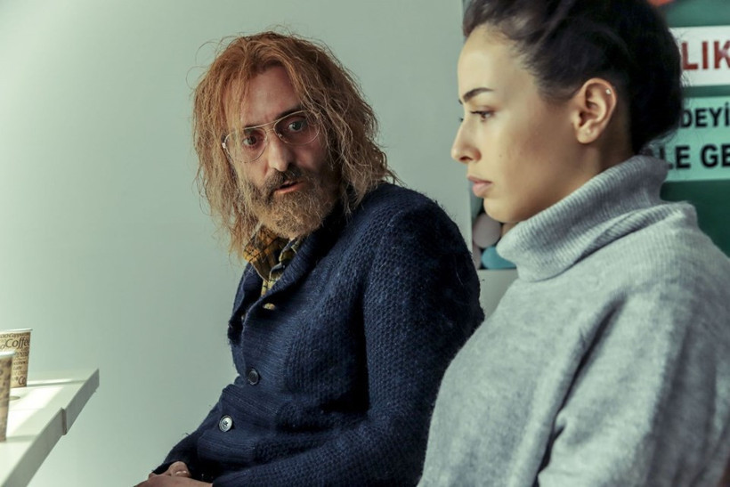 Söz'ün şekil değiştiren kötü adamı Derman'a özel makyaj ekibi - Resim: 3