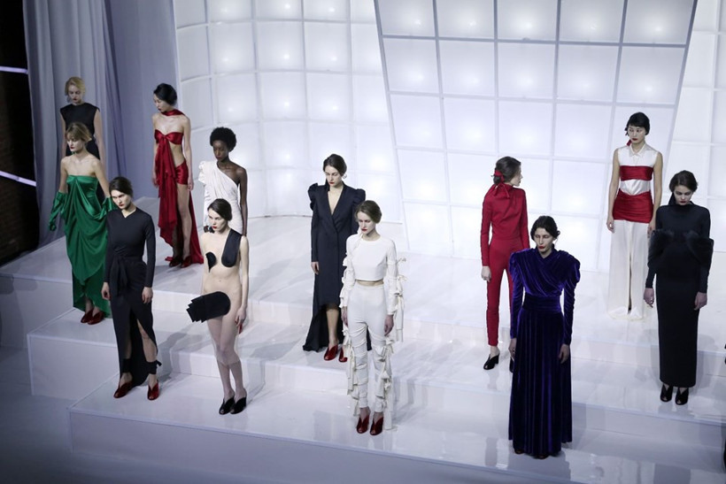 Moda Haftası’nda ‘Sanat Güneşi’ Zeki Müren rüzgarı - Resim: 3