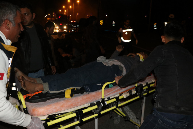 Bu otobüsün içinde 15 kişi can verdi! - Resim: 4