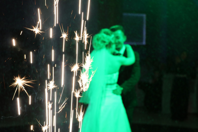 Türk garsona aşık olup evlendi! - Resim: 2