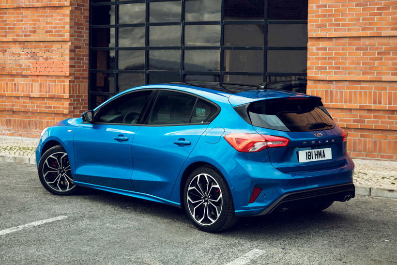 Yeni Ford Focus tanıtıldı tamamen yenilendi - Resim: 2