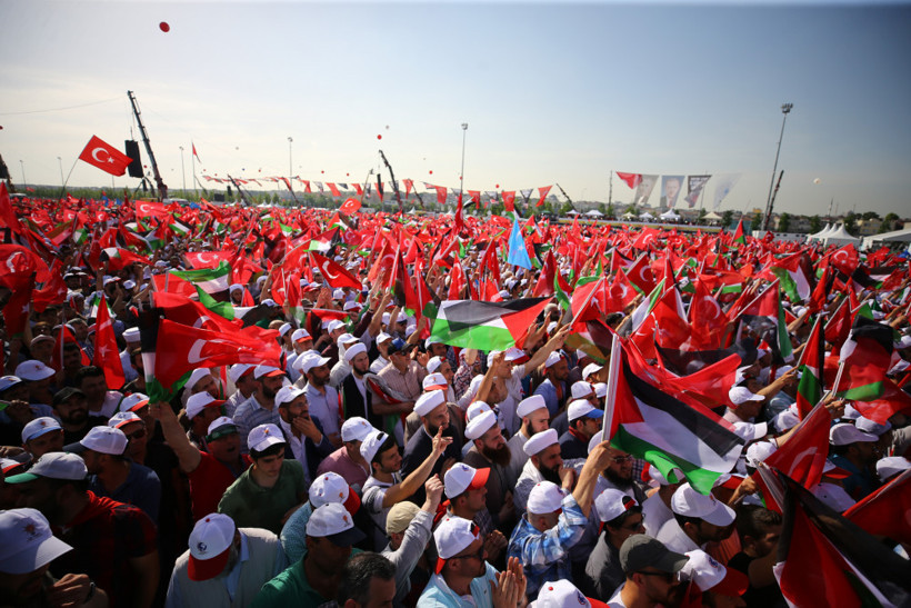 Binlerce kişi Zulme Lanet, Kudüs'e Destek mitinginde buluştu - Resim: 1