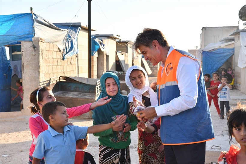 Ünlü Türk cerrah Dr. Mehmet Öz Suriye'de - Resim: 4