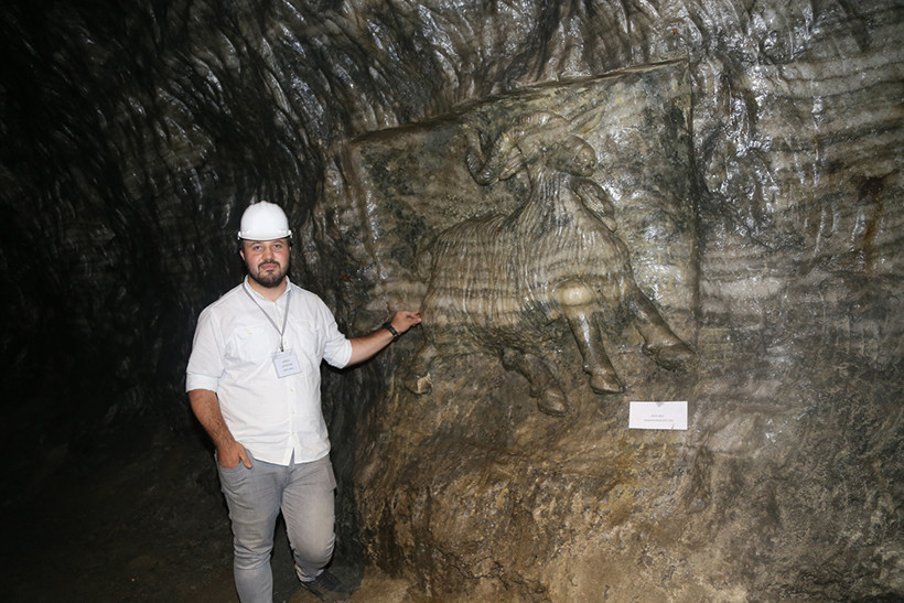 5 bin yıllık tuz mağarasına yoğun ilgi - Resim: 2