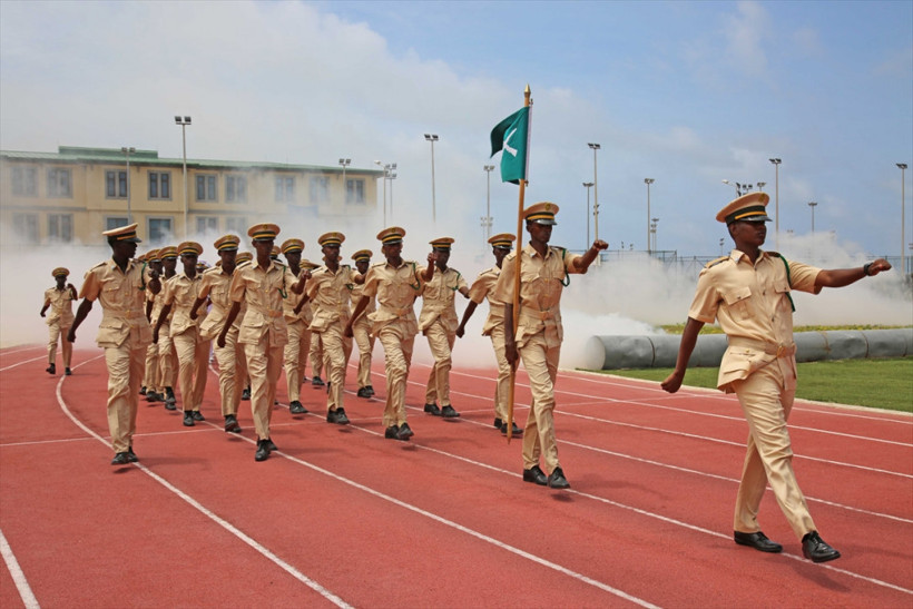 Türk Görev Kuvveti Komutanlığında mezuniyet heyecanı! - Resim: 1