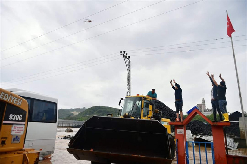 Ordu'da sel afete dönüştü 8 köprü yıkıldı - Resim: 3