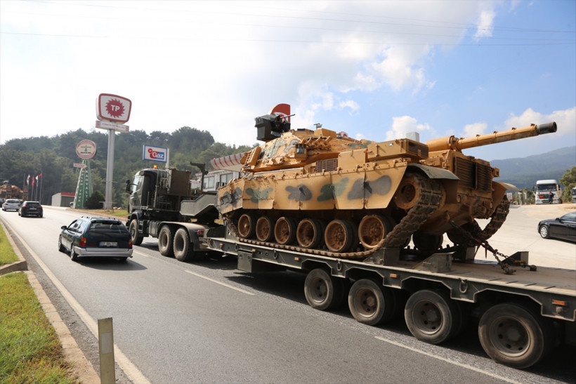 İdlib müdahalesi sonrası Türkiye alarma geçti sınıra gidiyorlar - Resim: 1