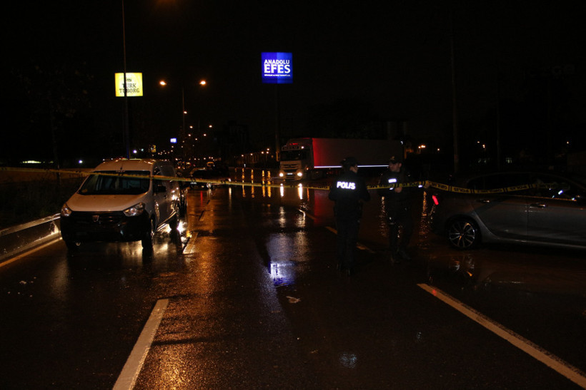 İzmir sağanak yağışa teslim oldu - Resim: 4