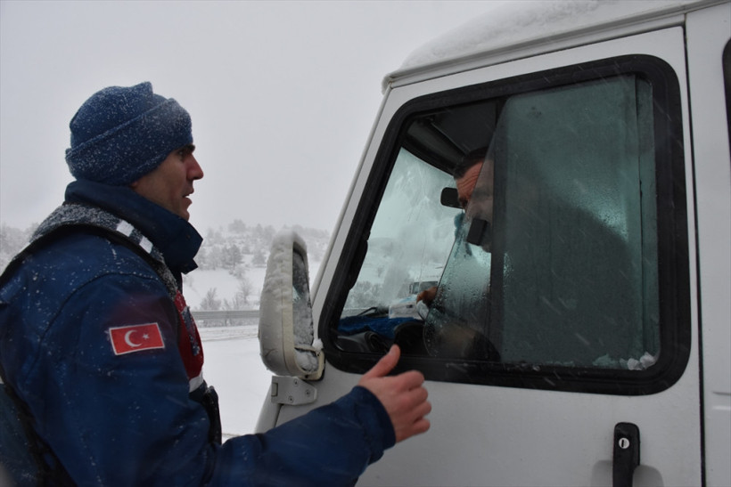 Kar esareti... 250 yol kapalı, 20 köy elektriksiz  kaldı - Resim: 4