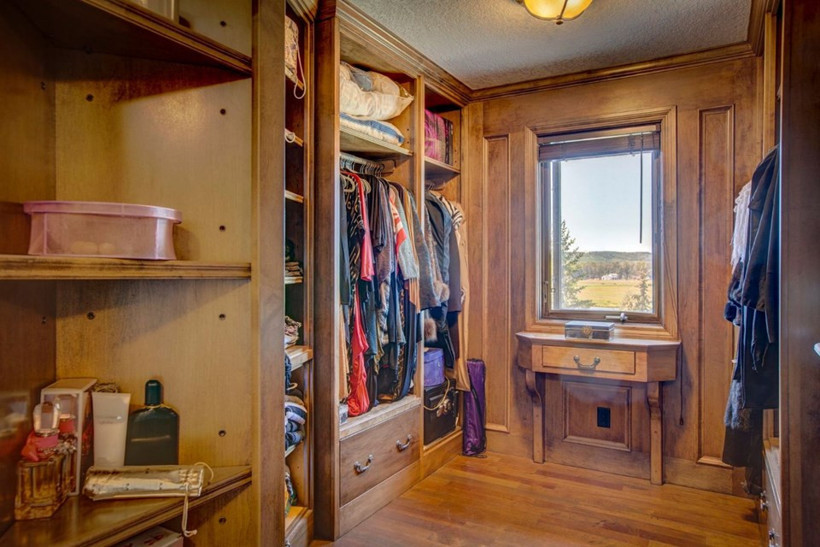 1,3 milyon dolarlık evi 19 dolara satıyor - Resim: 4