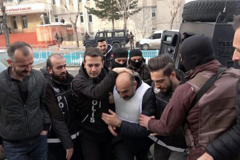 Uyuşturucu çetesinin haber ağı polisi şaşırttı program deşifre edilmeye çalışılıyor - Resim: 2