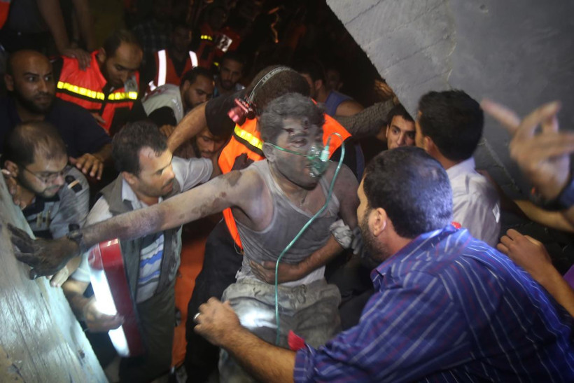 Enkazın altından böyle çıktılar - Resim: 3