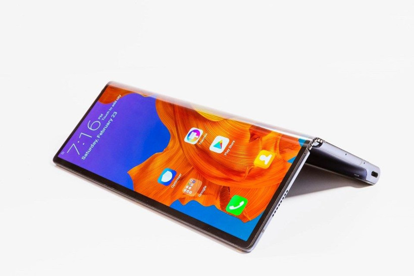 Bu telefon katlanıyor! Huawei sıradışı telefonu Mate X'i tanıttı - Resim: 4
