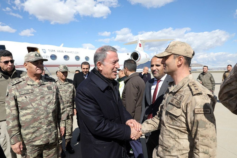 Bakan Hulusi Akar ve kuvvet komutanları Şırnak'ta! - Resim: 3