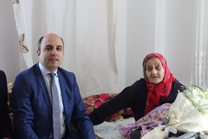 107 yaşında doğum günü kutlanan Feriye nine uzun yaşamın sırrını söyledi - Resim: 1