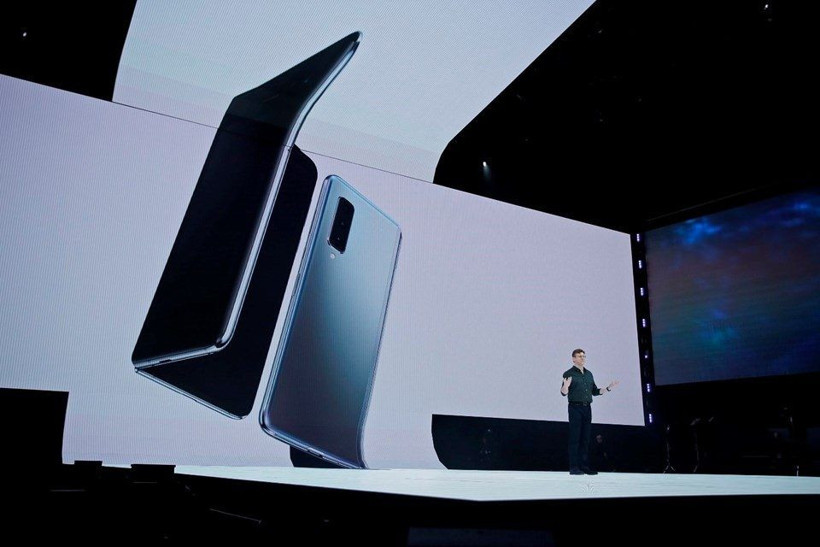 Samsung GALAXY Fold'un özellikleri neler fiyatı ne kadar? - Resim: 2